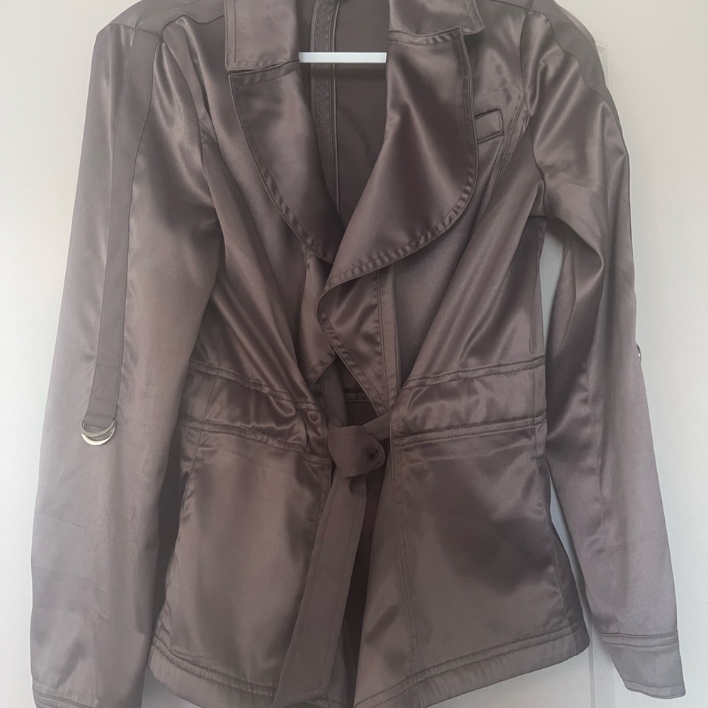 Gorgeous chocolate wrap jacket for work or casual dinner. Size 8 WHBM